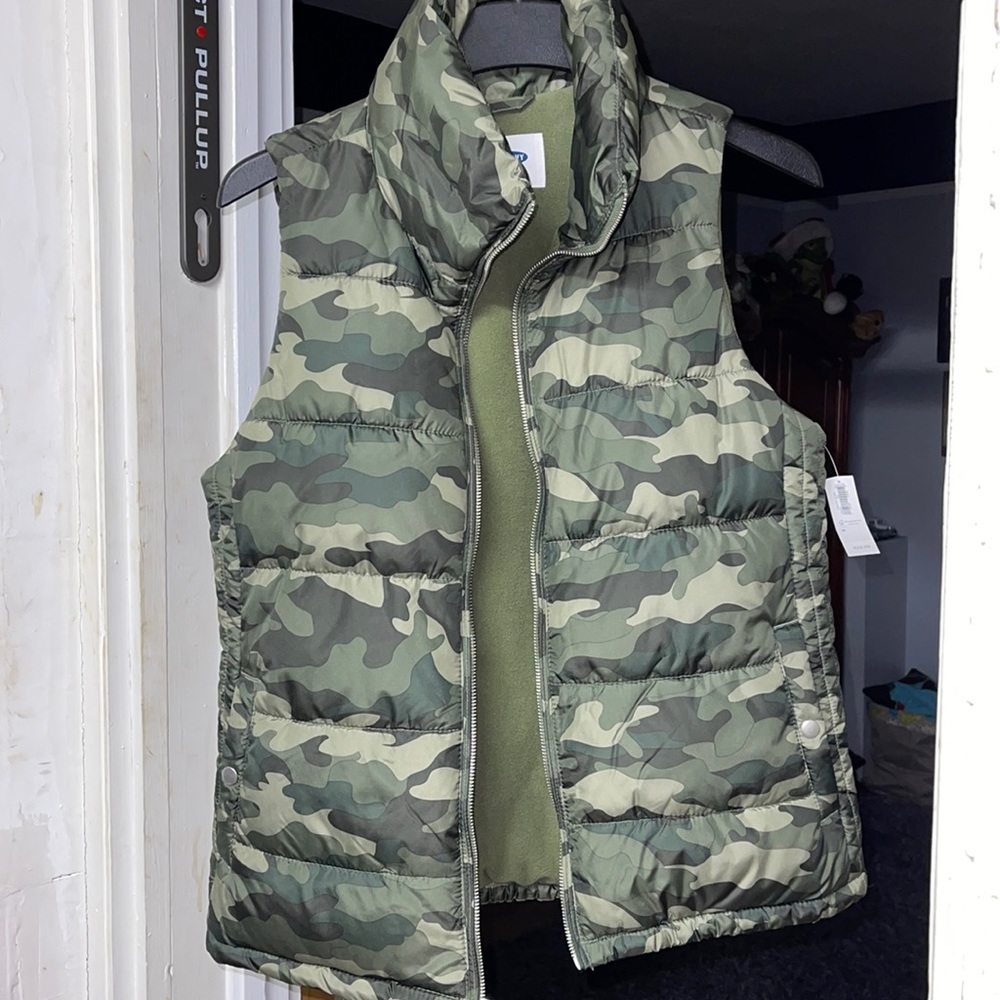 Old Navy Camo vest